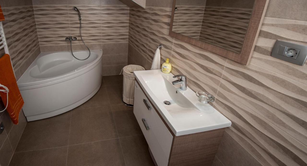 Apartment Antea Sinj Ngoại thất bức ảnh